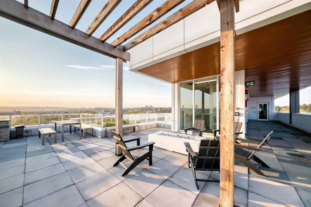 1107 Gladstone Road NW, #311