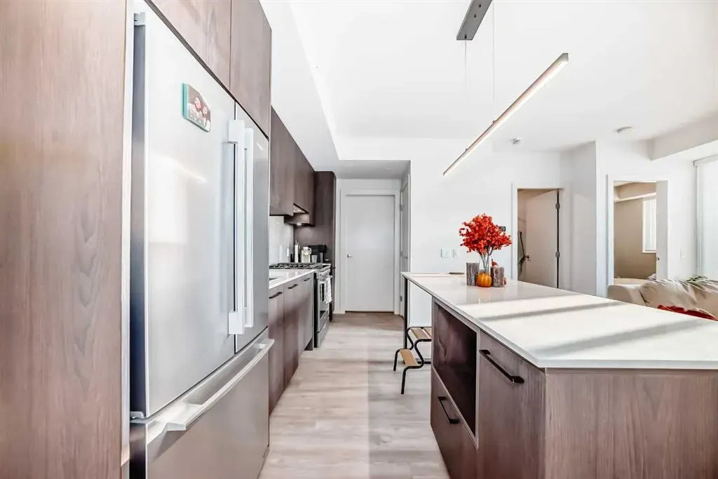 1107 Gladstone Road NW, #311