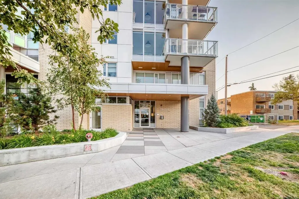 1107 Gladstone Road NW, #311