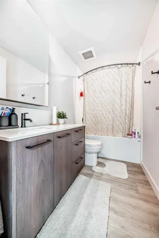 1107 Gladstone Road NW, #311