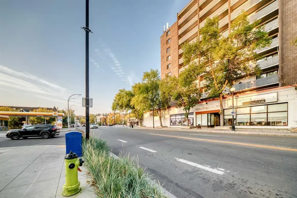 1107 Gladstone Road NW, #311