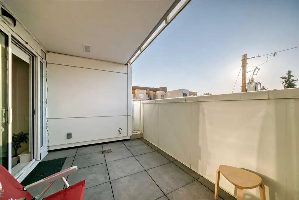 1107 Gladstone Road NW, #311