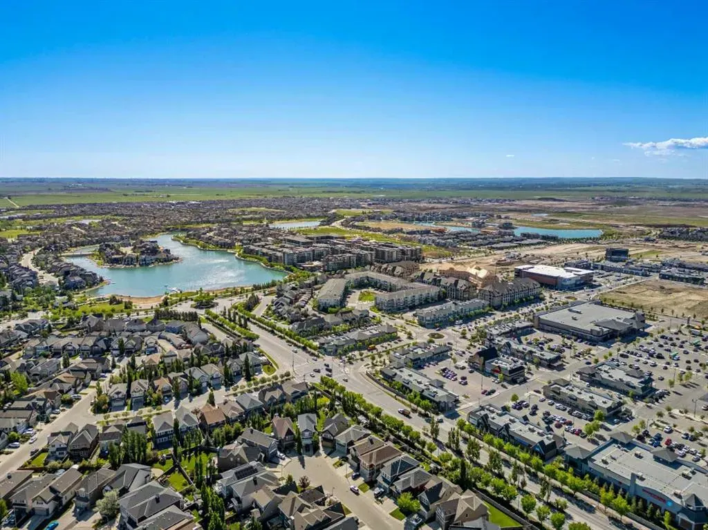 35 Mahogany Crescent SE