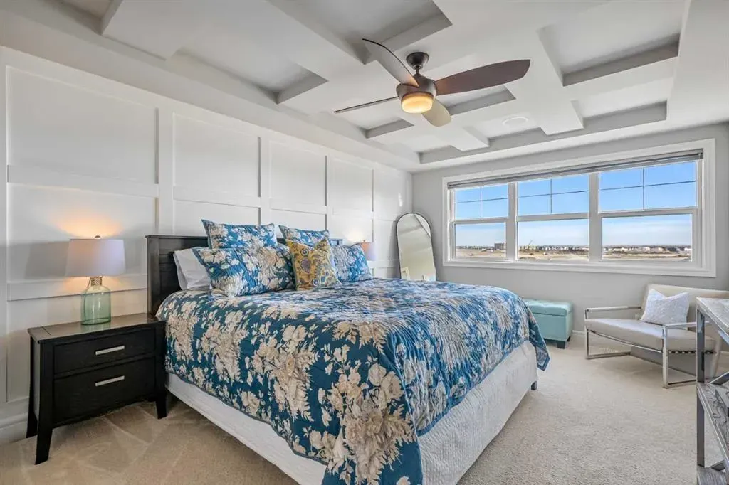 35 Mahogany Crescent SE
