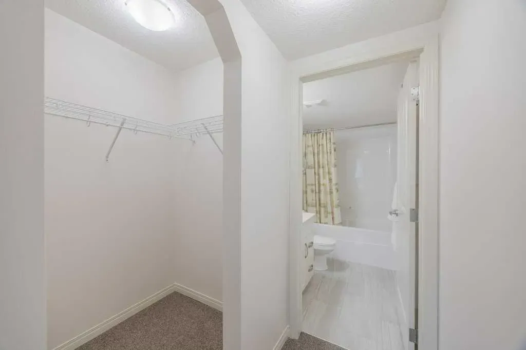 115 Prestwick Villas SE, #3305