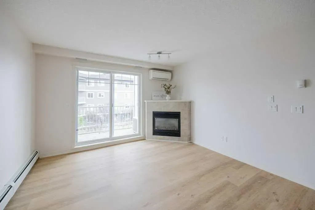 115 Prestwick Villas SE, #3305