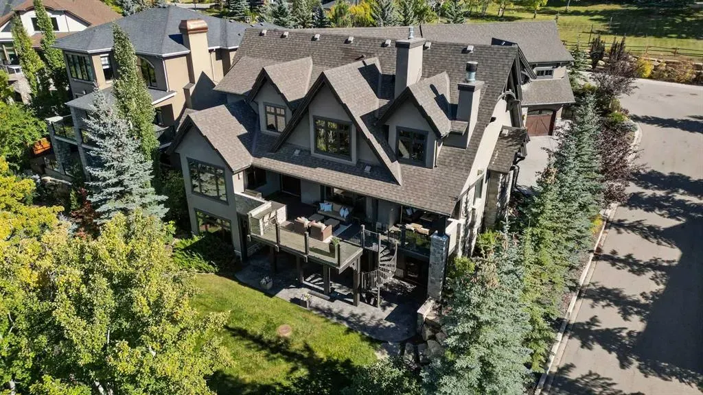 31 Spring Valley Heights SW