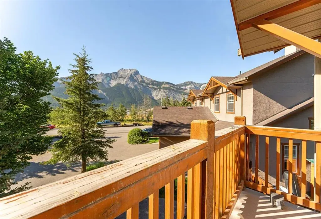 36 Windridge Road, #3