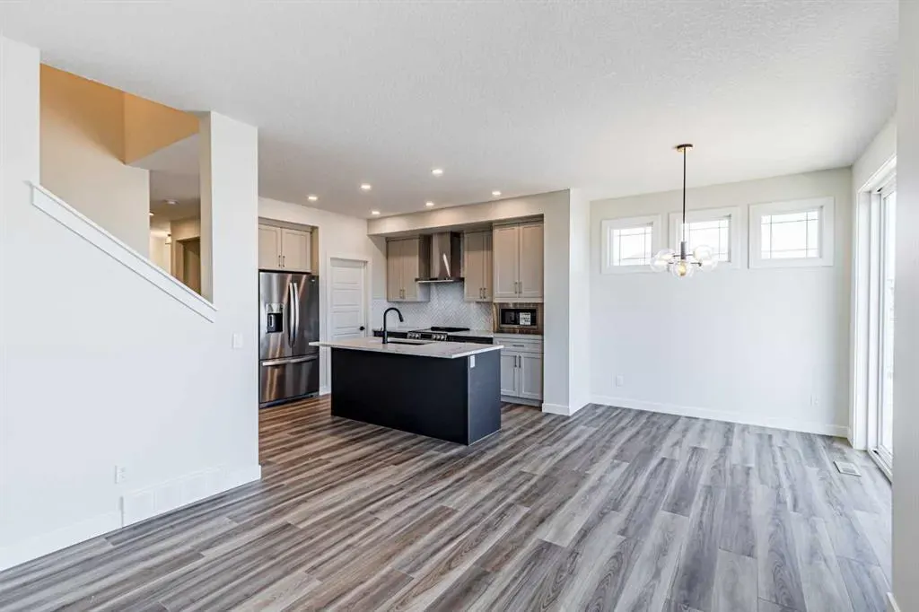 34 Amblefield Heights NW