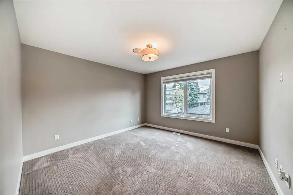 1741 36 Avenue SW, #2