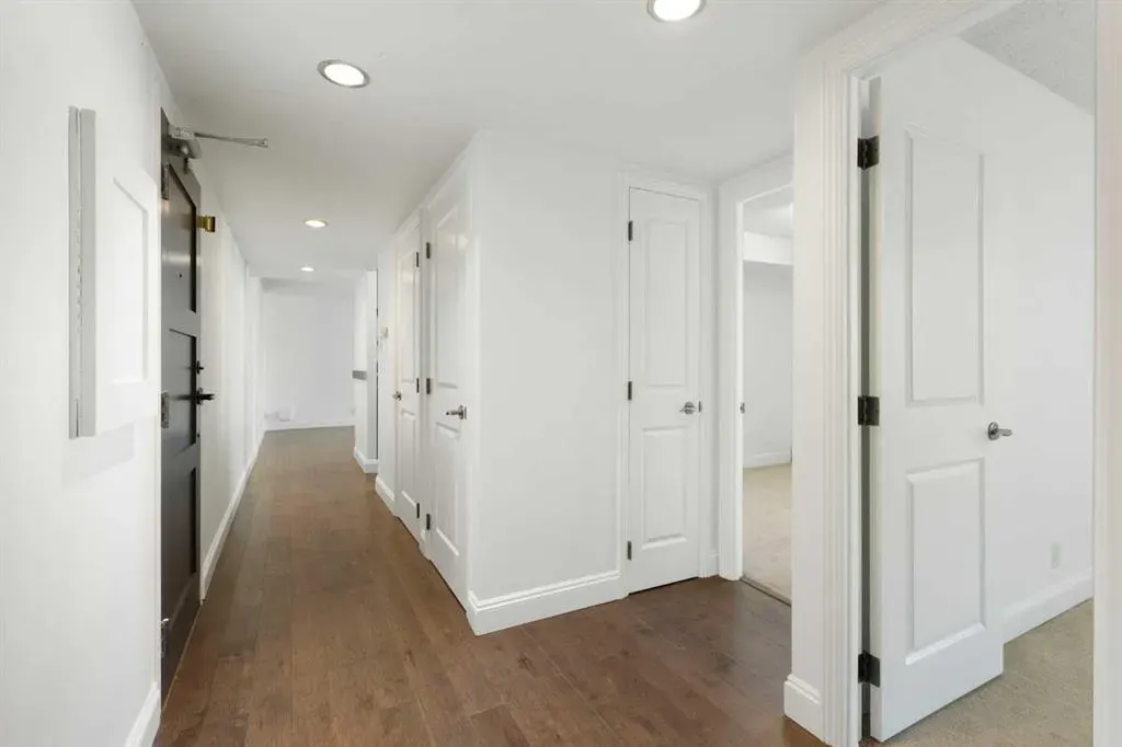 733 14 Avenue SW, #403