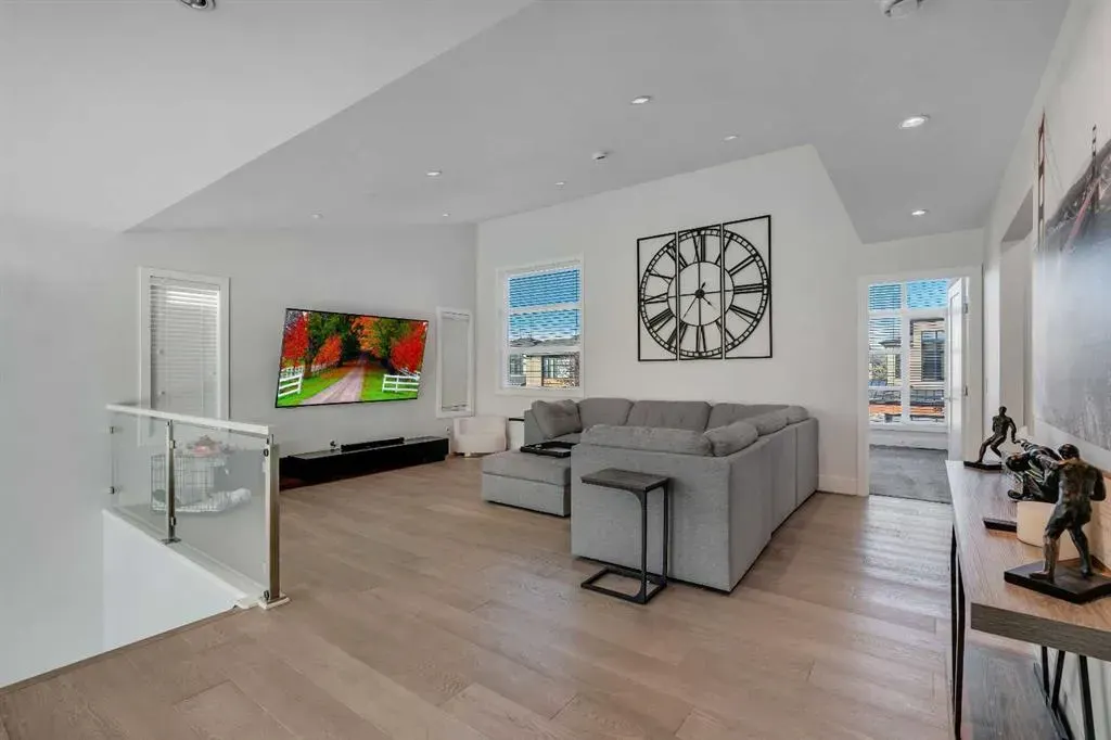 86 West Point Mews SW