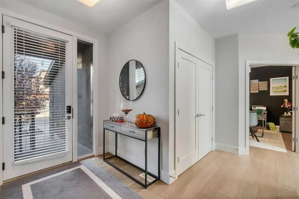 86 West Point Mews SW