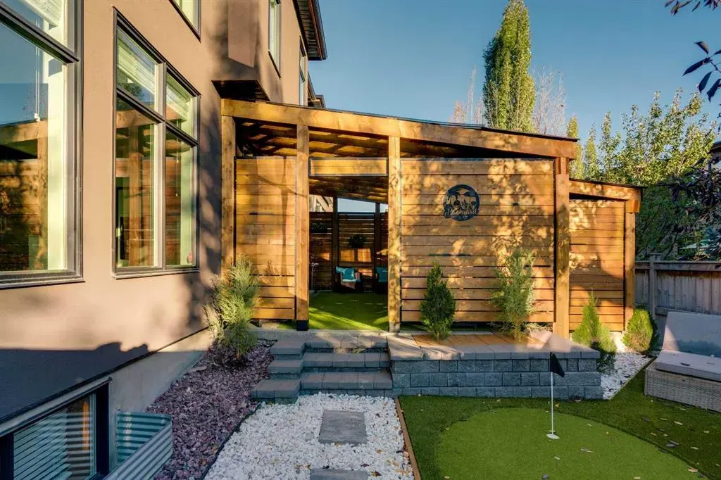 86 West Point Mews SW