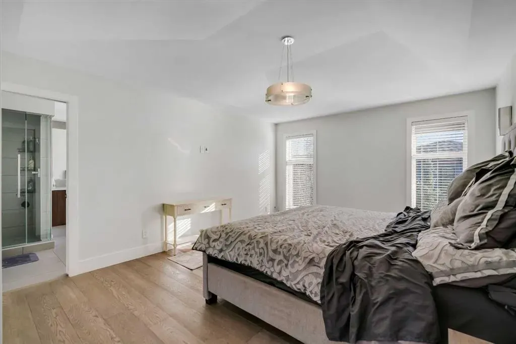 86 West Point Mews SW