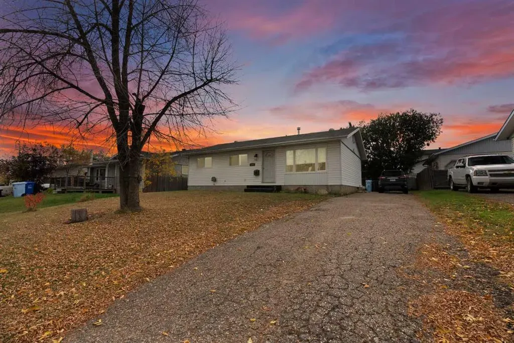 136 Beaumont Crescent