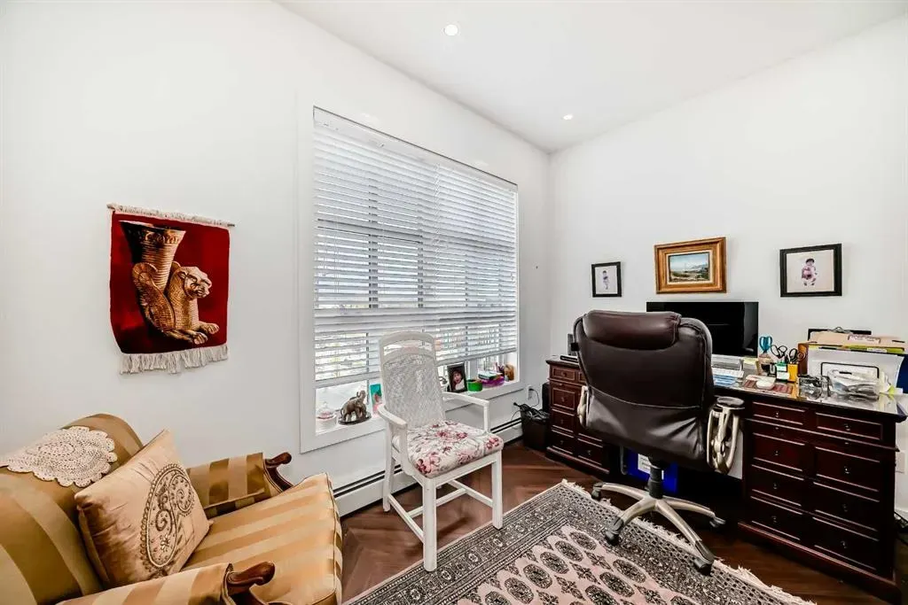4275 Norford Avenue NW, #407