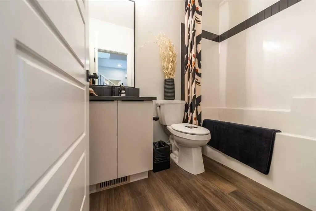 58 Amblefield Common NW