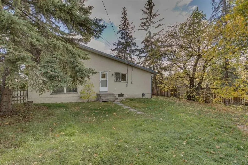 1204 Lake Sylvan Drive SE
