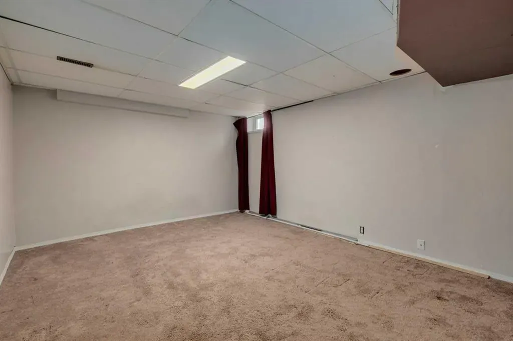 228 Marquis Place