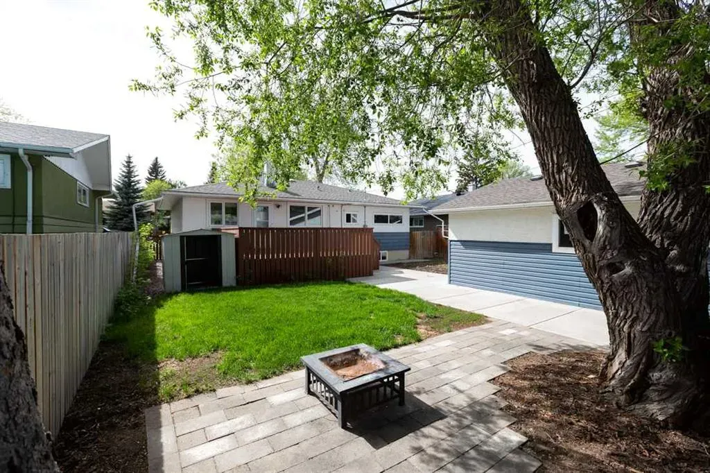 2620 38 Street SW