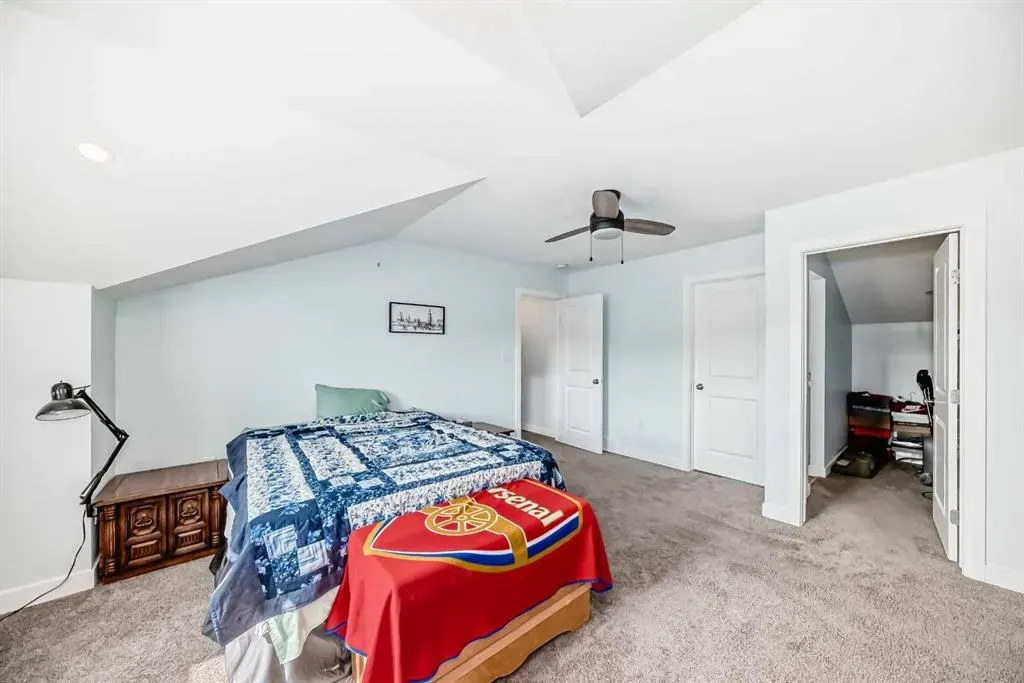 207 Milnes Street Nobleford Street