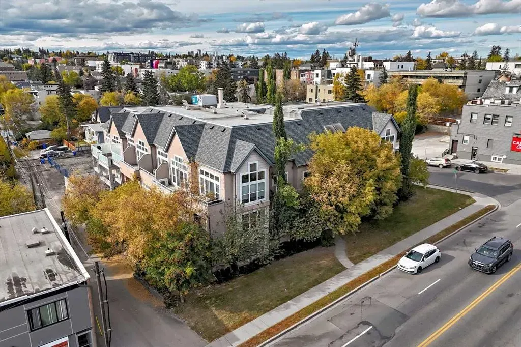 1505 27 Avenue SW, #206