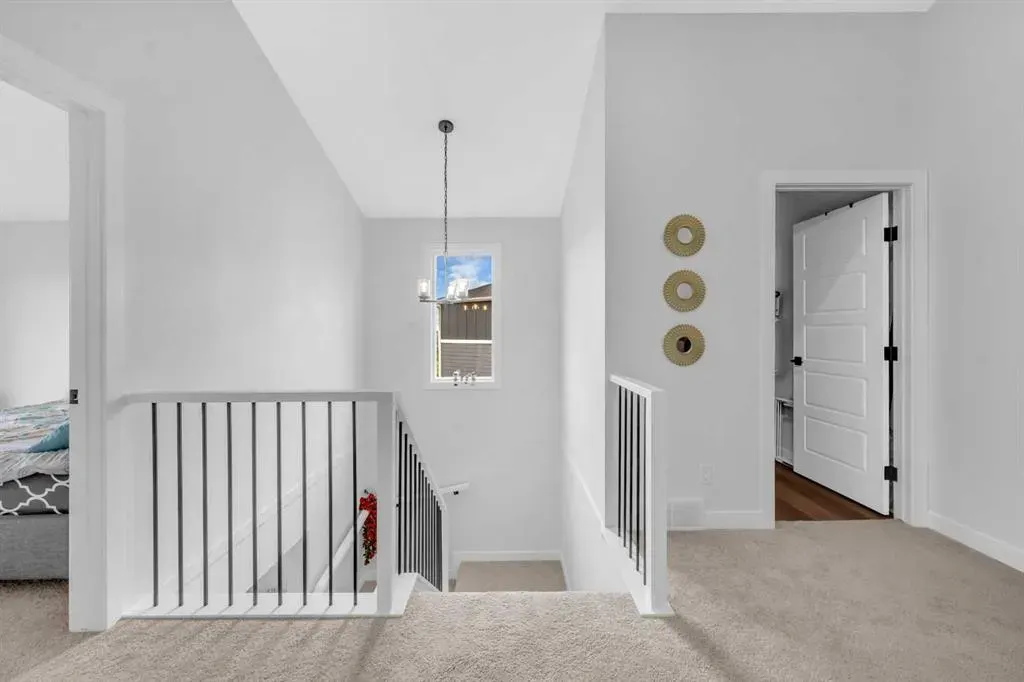 93 Legacy Reach Crescent SE