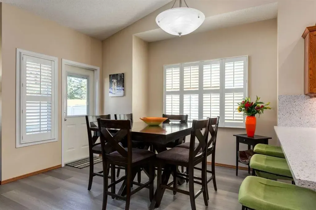 258 Millview Gardens SW