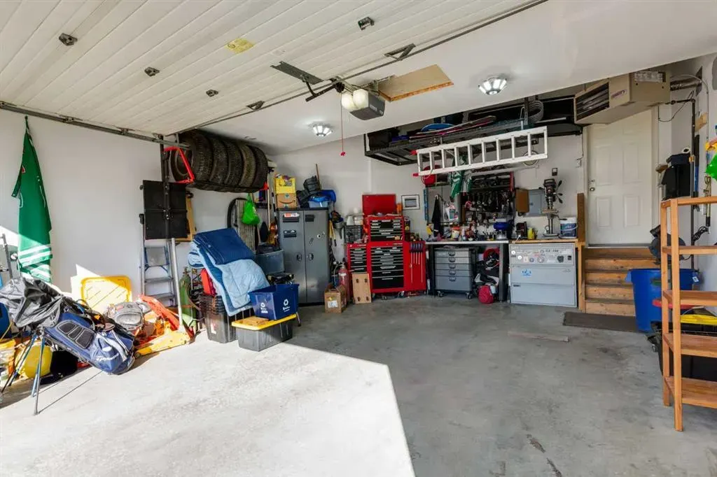 258 Millview Gardens SW