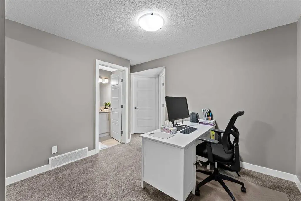 7 Cooperswood Court SW