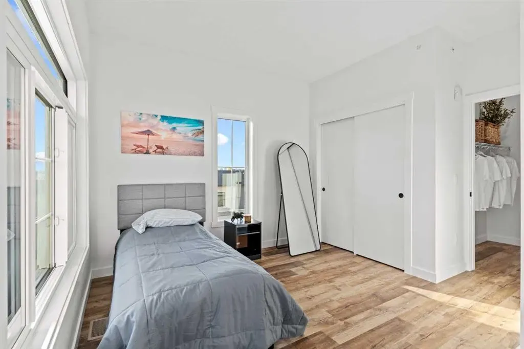 156 Park Street, #112