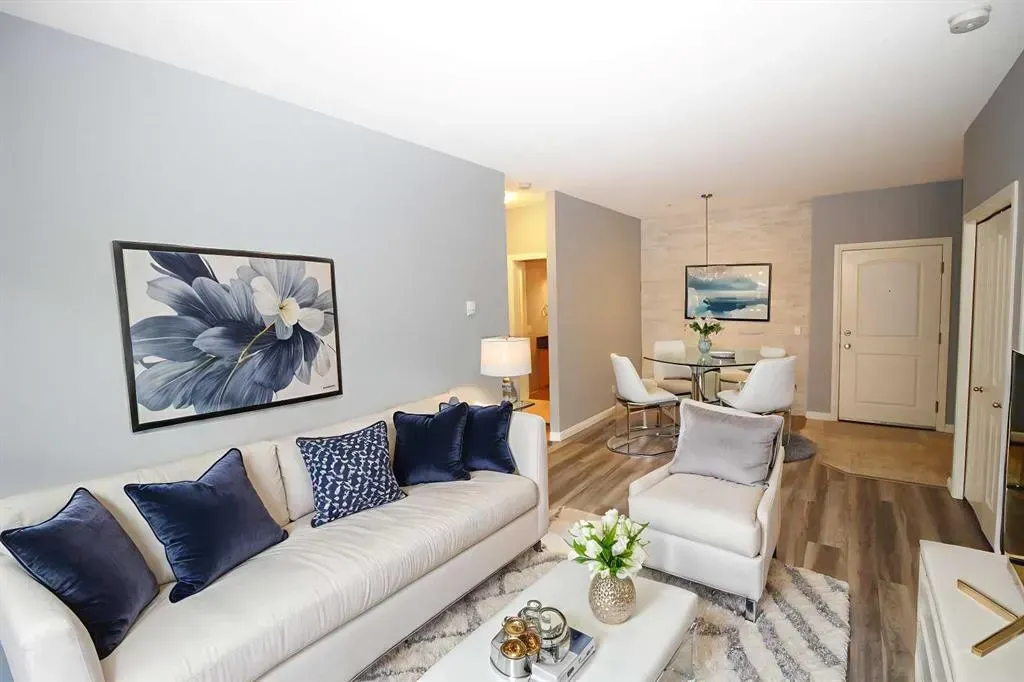 8 Prestwick Pond Terrace SE, #106