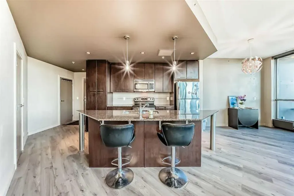 220 12 Avenue SE, #401