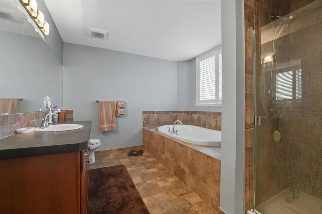 4707 50 Street, #310