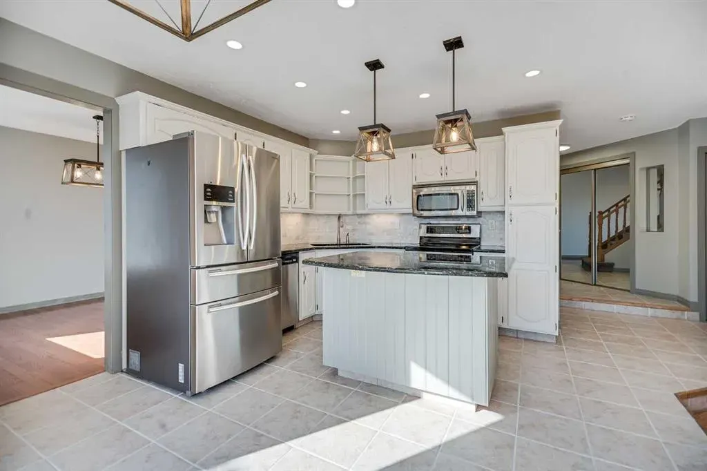 107 Wood Valley Drive SW