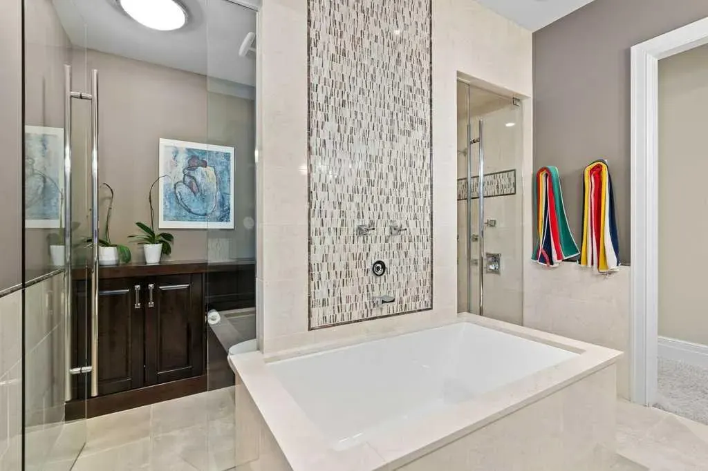 233 Heritage Isle
