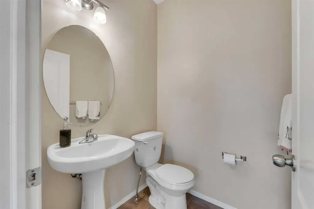 31 Skyview Point Road NE