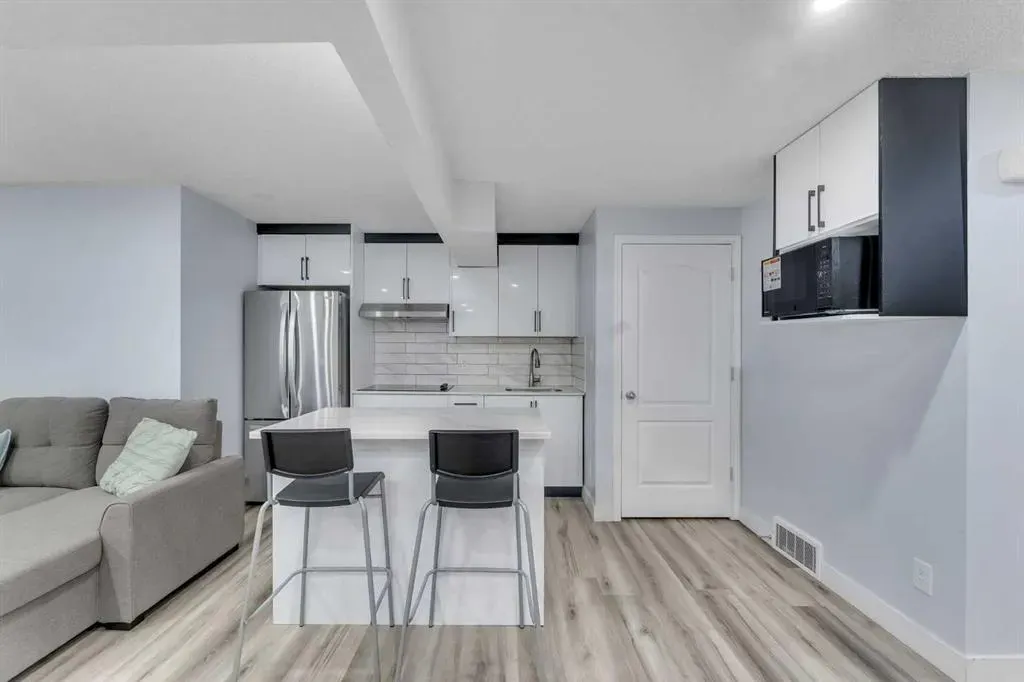 31 Skyview Point Road NE
