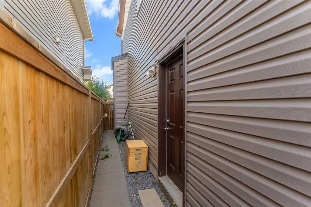 31 Skyview Point Road NE