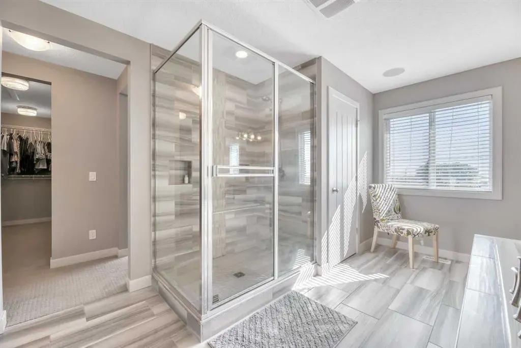 21 Ranchers Crescent