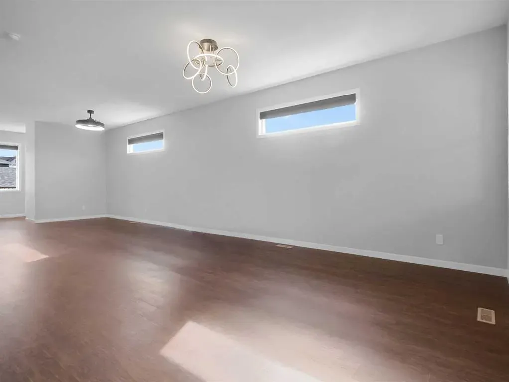 20 Evanscrest Place NW