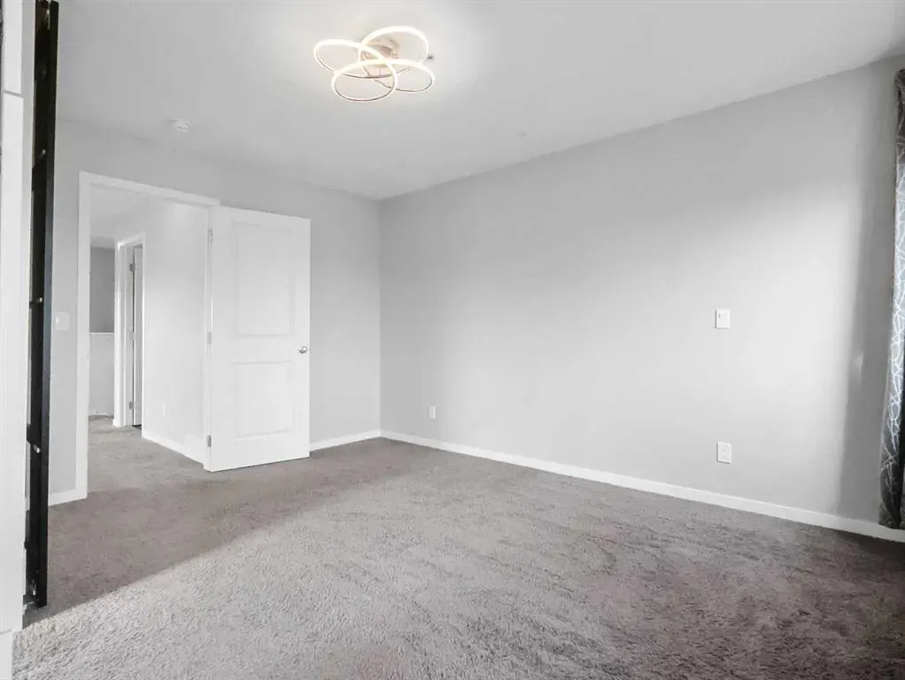 20 Evanscrest Place NW