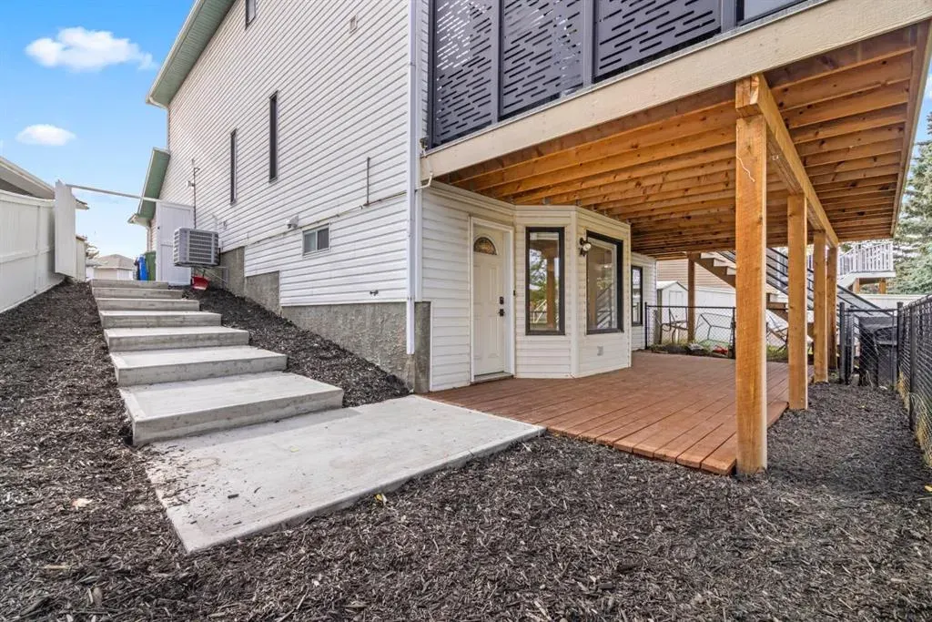 435 Douglas Ridge Mews SE