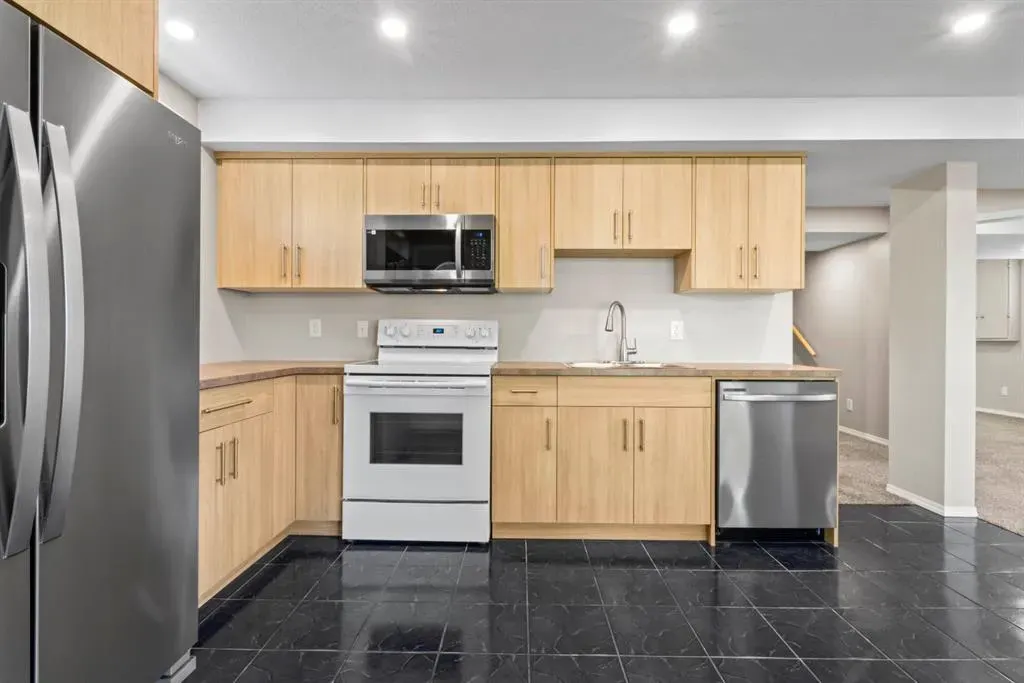 435 Douglas Ridge Mews SE