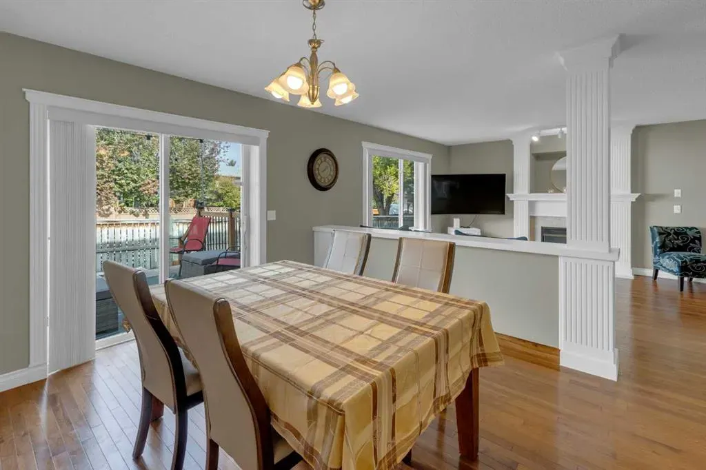 99 Macewan Park Road NW