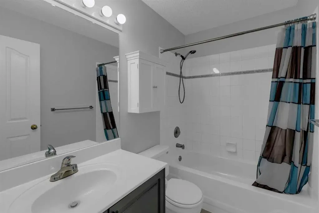 99 Macewan Park Road NW