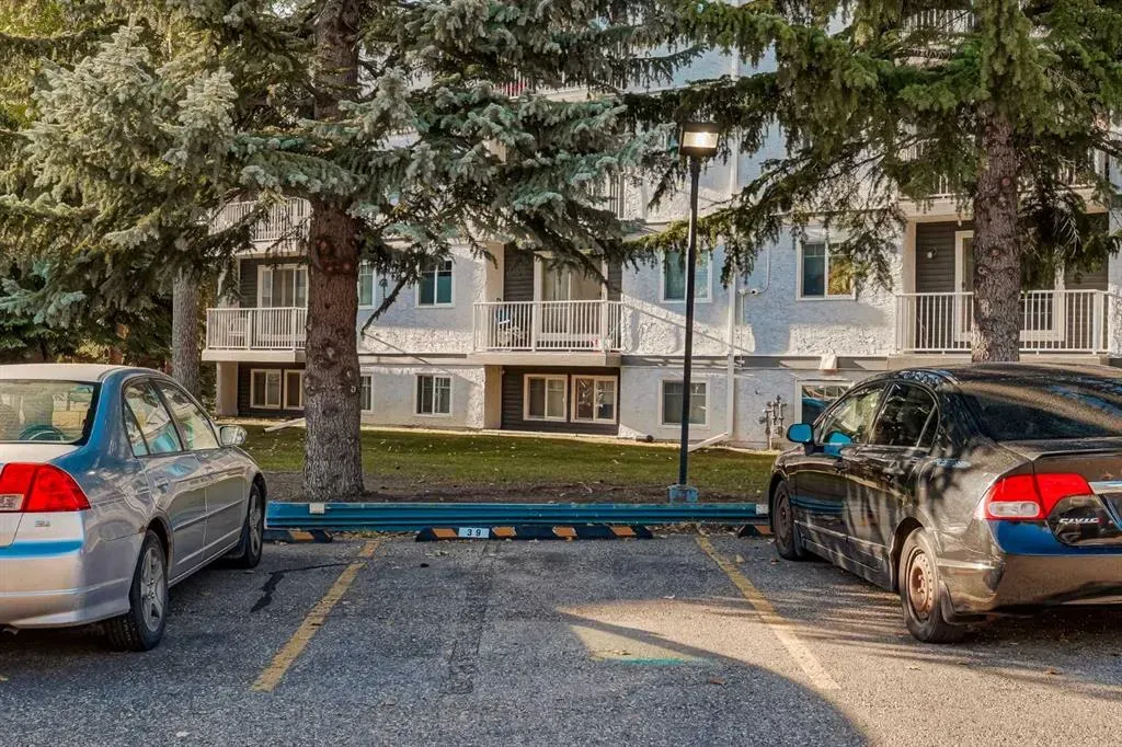 5601 Dalton Drive NW, #104D