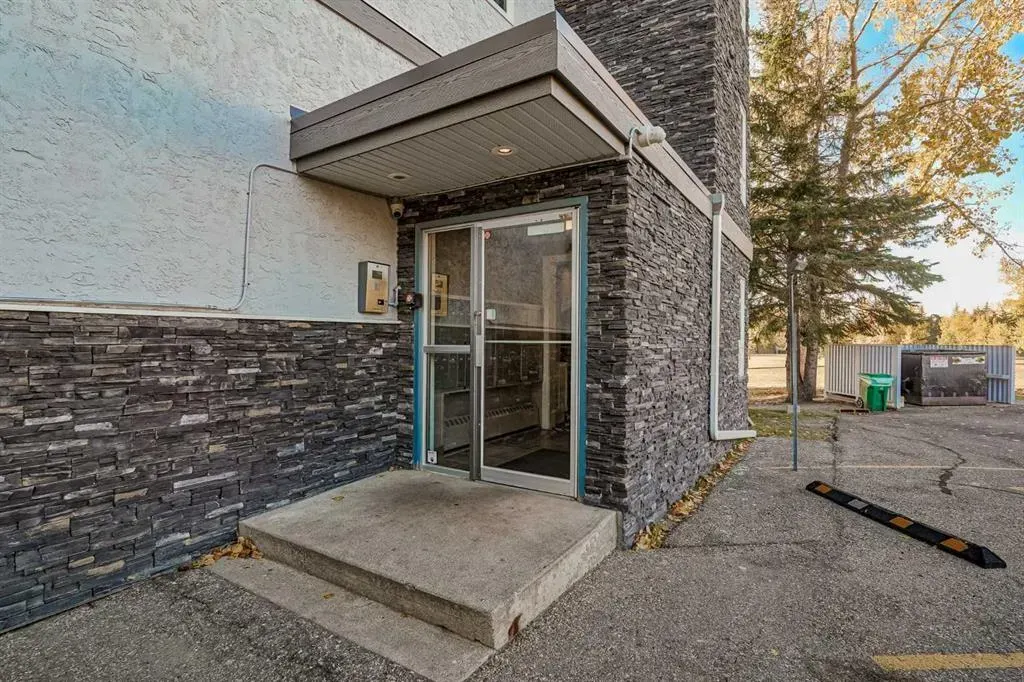 5601 Dalton Drive NW, #104D