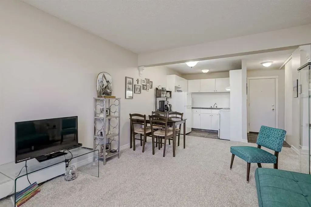 5601 Dalton Drive NW, #104D